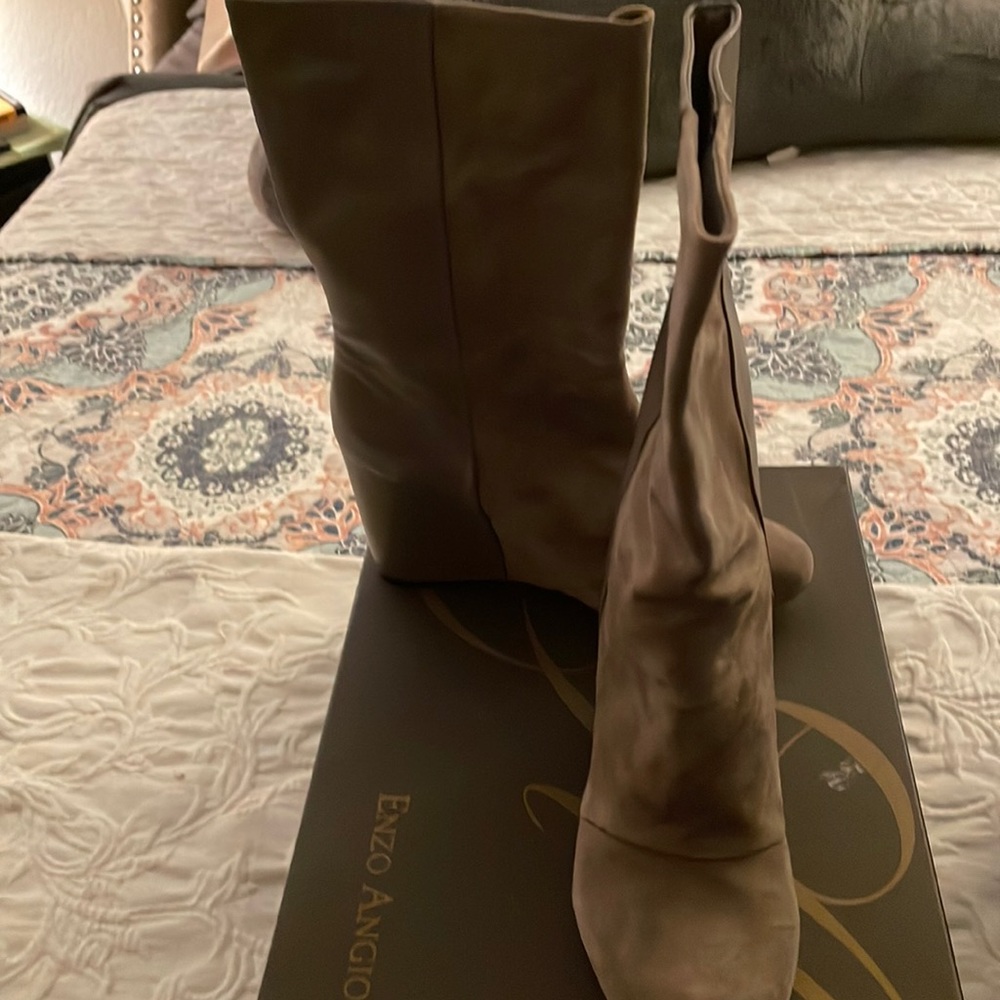 Mid-calf Enzo boots